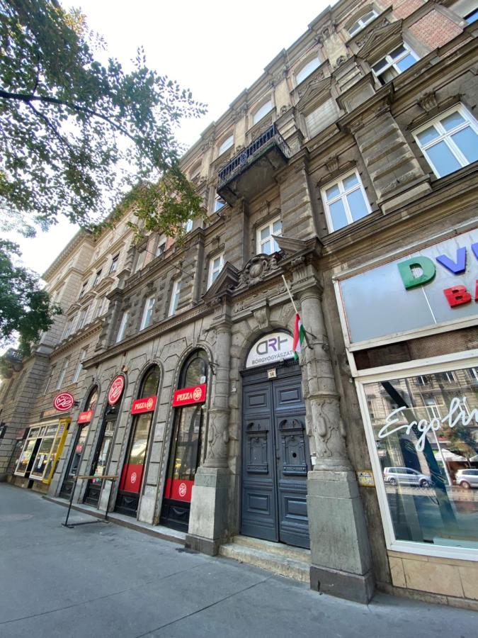 Luxury Nova Home Next To The New York Cafe Budapeszt Zewnętrze zdjęcie